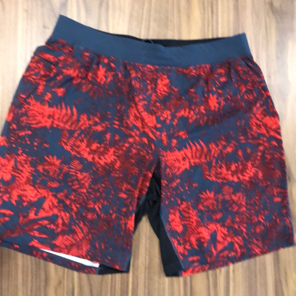 Lululemon Men’s Red & Gray Tropical Print Shorts
